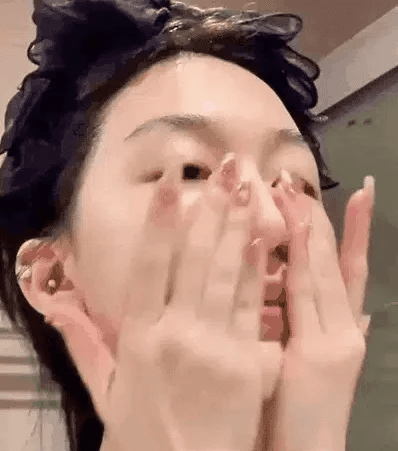 Vitamin C Whitening Essence-Recommended by the American Esthetic Association🔥🔥