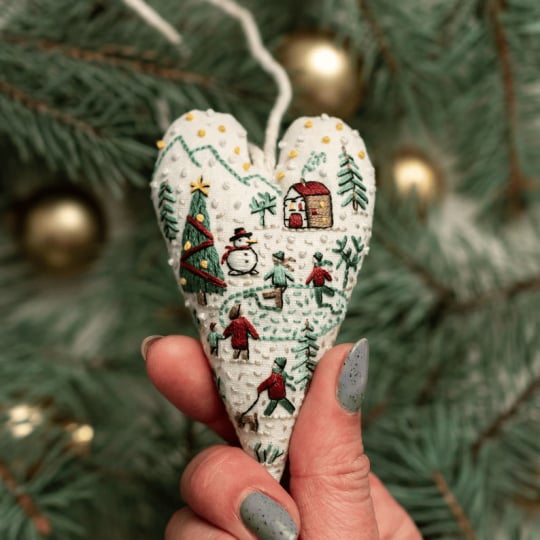 💖DIY Heart Shaped Hand Embroidered Christmas Ornament/Ornament Kit