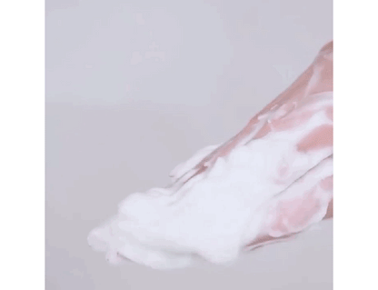 Volcanic mud shower gel